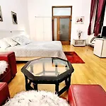 Muresenilor 16 Residence